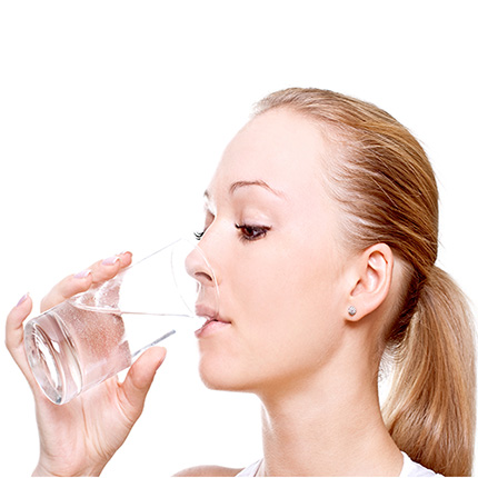 Cinco  Beneficios  del Agua Mineral para la Piel